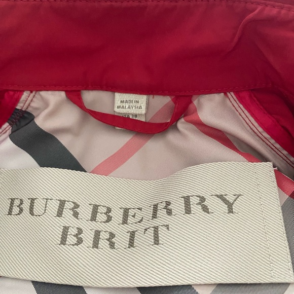 Burberry raincoat - Picture 12 of 14